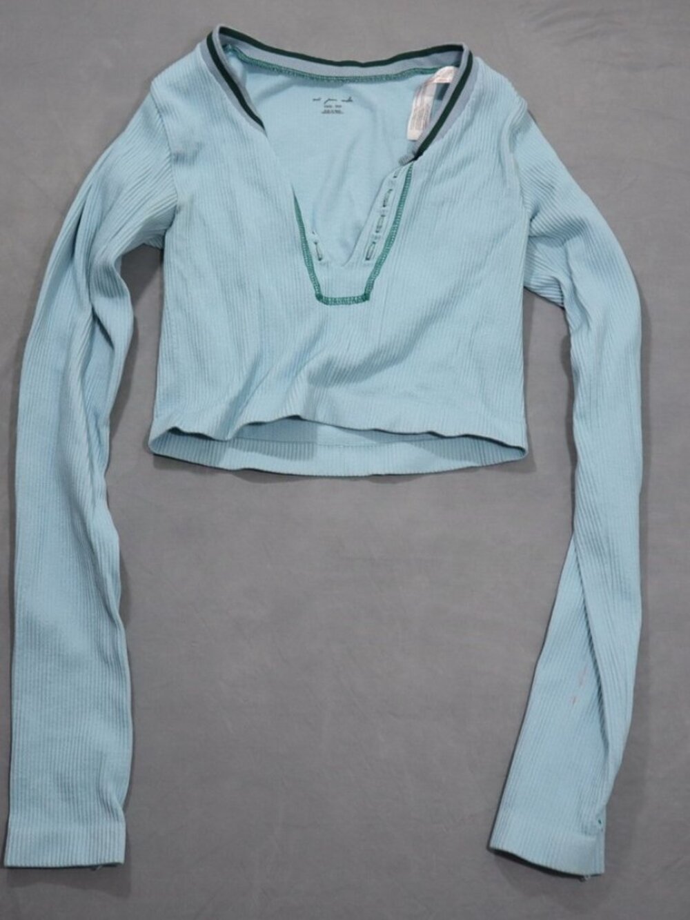 Out From Under Ribbed Long Sleeve Crop Top XS/S Baby Blue Green Trim Seamless